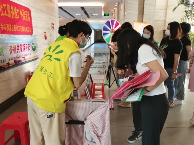 阜沙鎮(zhèn)禁毒信息〔2022〕第154期--拒毒駕  保平安  阜沙開(kāi)展毒駕清查專項(xiàng)行動(dòng)（2022.7.